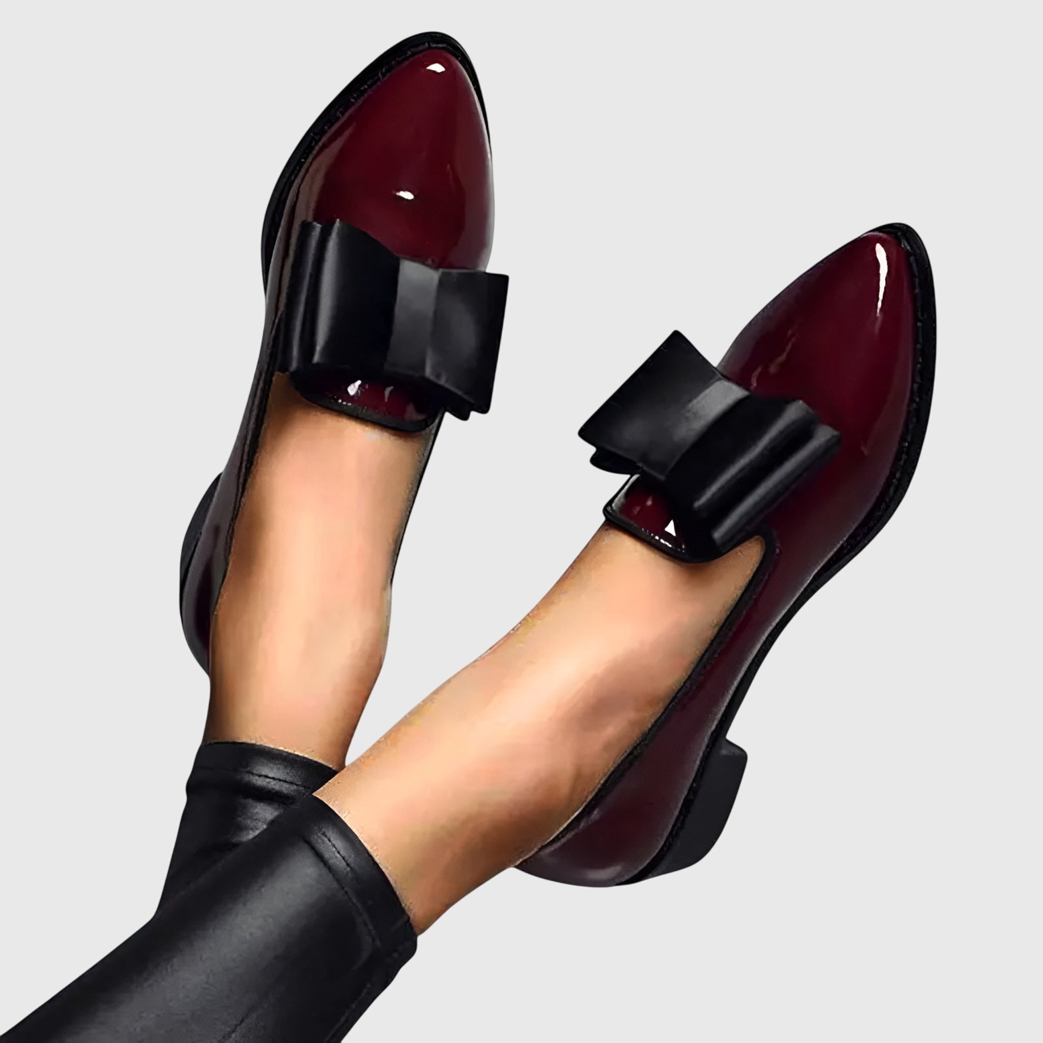Anya™ - Udobni in Elegantni Ortopedski Mokasini